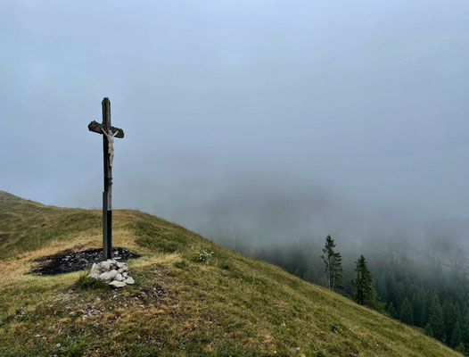 Kirchwand Gipfelkreuz