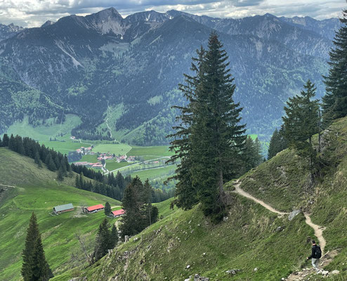 Blick zurück auf den Aufstiegsweg