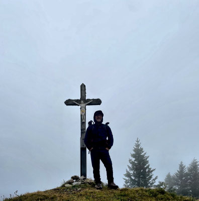 Kirchwand Gipfelkreuz