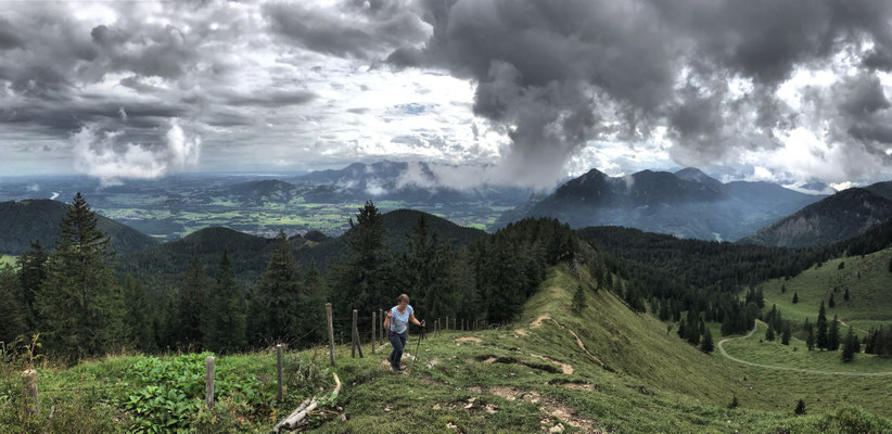 Über den Ostgrat auf die Rampoldplatte