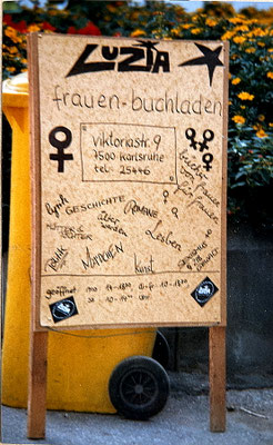 Werbetafel des LUZIA Frauenbuchladens 1986-88, Foto: Sabine Zürn