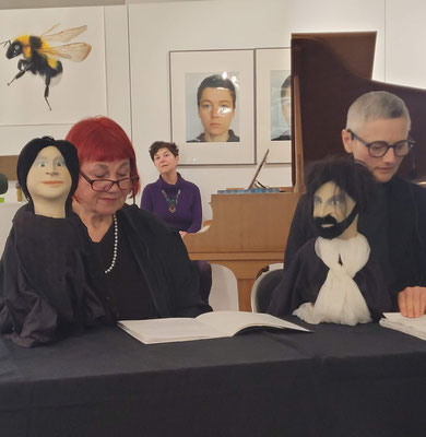 Präsentation des Kunstbuchs, Puppenspiel, Foto: Sabine Schäfer