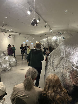 Double Take: Hanna Woll und Anika Hirt, Inflatables, Foto: Silvia Asshoff-Graeter