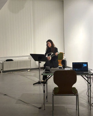 AUFTAKT II Vernissagekonzert: Jingyi Xu spielt Qingxi Weng - Der Mond kennt mein Herz (1973), Foto: Sarah Menges