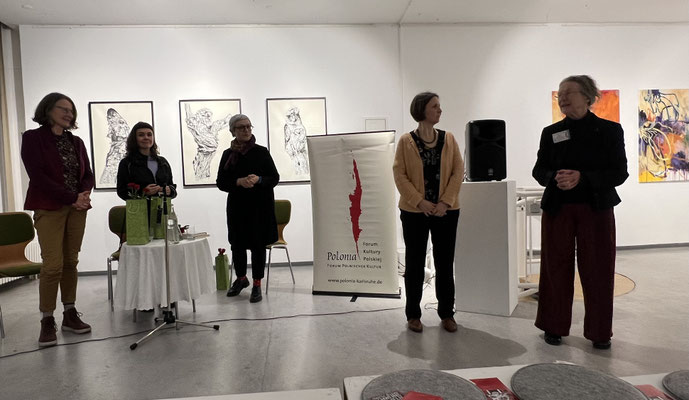 Lesung in der GEDOK Galerie mit Marta Dzido, Begrüßung Krystyna Frindik, POLONIA e. V. und Dr. Christa Hartnig-Kümmel, GEDOK Karlsruhe
