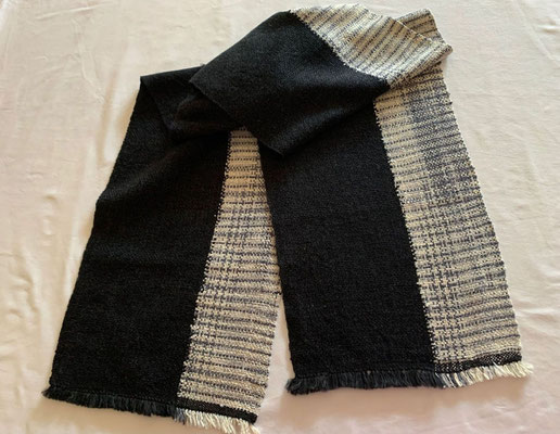 Annegret Borgwardt/Textil, Halbe Schals