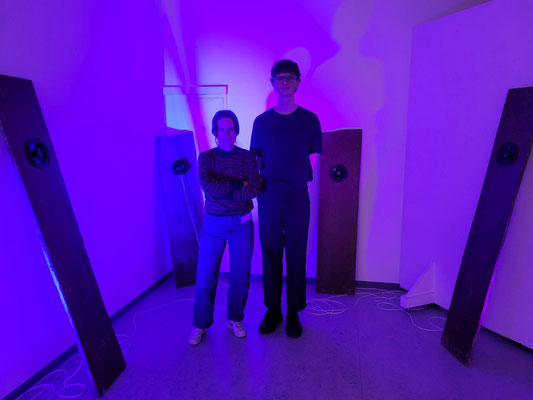 ABOUT. Werkschau Fachbereich Fotografie und Medienkunst: Licht- und Soundinstallation von Lucile Schwörer-Merz