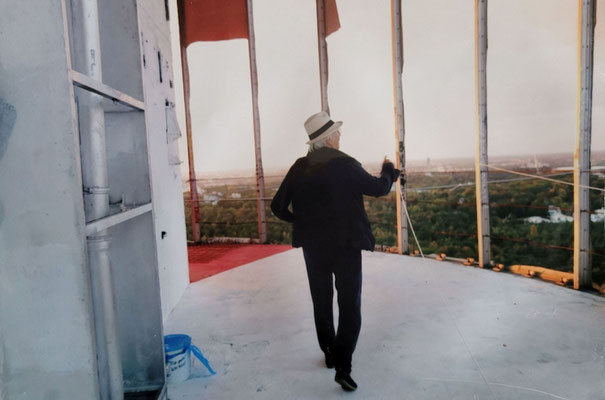 Rotraud von der Heide, 2006 „Musensitz“, Fotografie aus der Fotodokumentation, © Rotraud von der Heide
