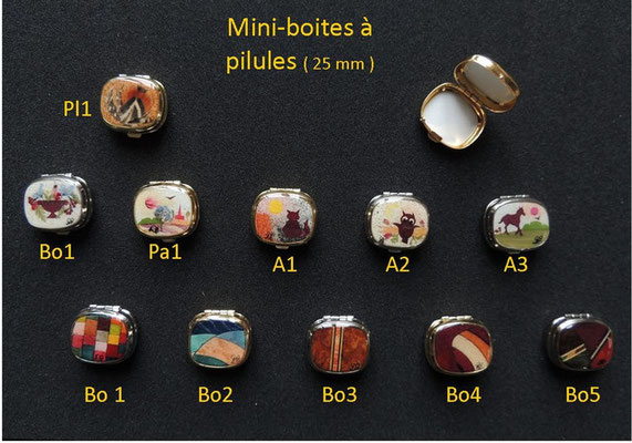 Mini boîte à pilule - 30x25mm - 25€