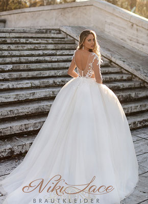 Niki Lace Brautkleider Hamburg -Prinzessinen Brautkleid Deluxe