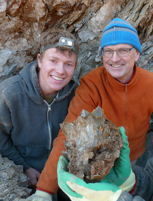 Hannes und Richi mit der herrlichen Bergkristallgruppe -Lugnez Graubünden Schweiz  Val Lumnezia