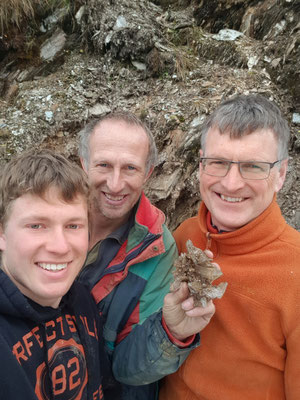 Hannes und Walter mit Richi am Strahlen - Lugnez Graubünden Schweiz 