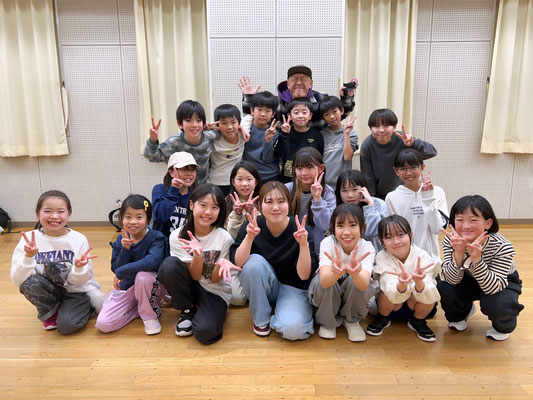 千葉市若葉区 キッズダンススクール Mob squadのアシスタント・アオイ
