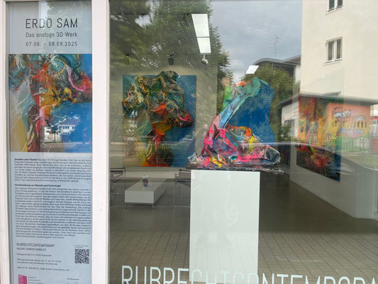 Erdo Sam Schaufenster Ausstellungsimpression, 2025