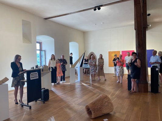 Ansprache der Leiterin des Art Summers Stefanie Hubbard-Ford