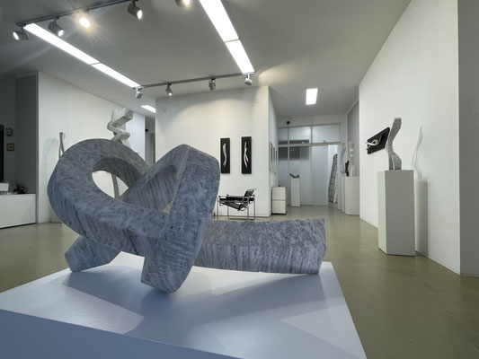 Frank Teufel, Lineaturen auf stein unf Grafik, Galerie Leander Rubrecht Wiesbaden