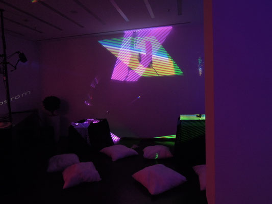 2012 Popup KAISERandCREAM im HAT64 Frankfurt, Immobilienasset der GE Real Estate, Kurator: Leander Rubrecht, artist:lunastrom