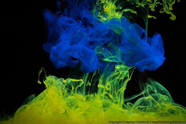 Farben im Wasser | Foto: Herbert Gasteiner