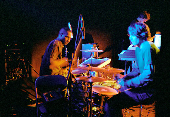 live at Scheune, Dresden 2005 (photo: Peter Seyfarth)