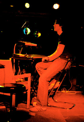 live at Scheune, Dresden 2005 (photo: Peter Seyfarth)