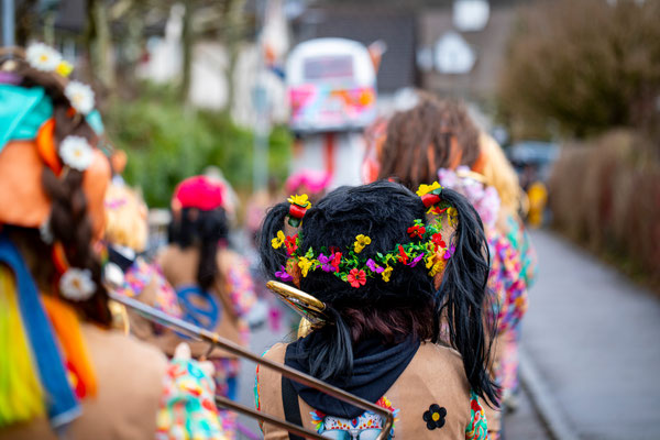 Kinderumzug, Fasnacht, Bräusi-Vögel