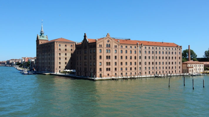 Hotel Hilton Molino Stucky Venice