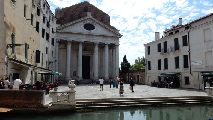Kirche San Nicola da Tolentino