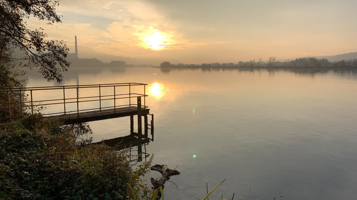 Abendstimmung am Rhein bei Full. (Foto PC)