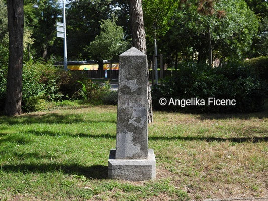 Gedenkstein © Mag. Angelika Ficenc