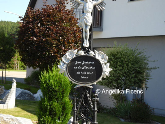 Gedenkkreuz © Mag. Angelika Ficenc