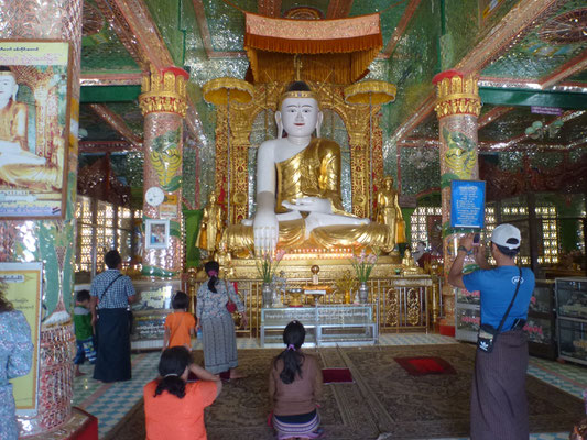 Dans la temple