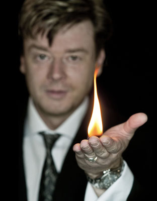 Dank meiner flexiblen weise, Effekte zu präsentieren, wird jede Darbietung zur überraschung. So bleibt eure hochzeit einzigartig und für alle unvergesslich.