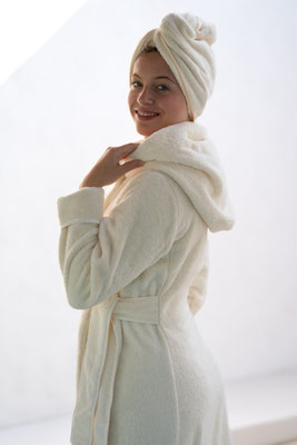 Hochwertiger langer, warmer Bio-Bademantel Luxusbademantel extra lang mit Kapuze lange Ärmel Bathrobe Designer Bademantel