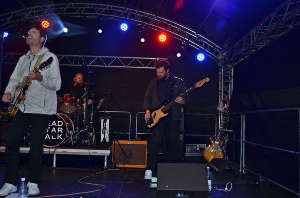 Stadtpark Kultursommer Konzert 2022 mit der Band Dead Star Talk aus Kopenhagen