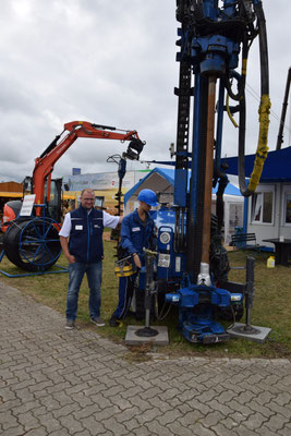 Brunnenbau, Bohrungen für Erdwärme usw. R & R Pumpentechnik.