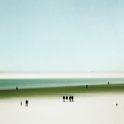 Manuela Deigert Meeresfarben, malerisches Meer, Strandtag, Menschen am Strand der ostfriesischen Insel Langeoog