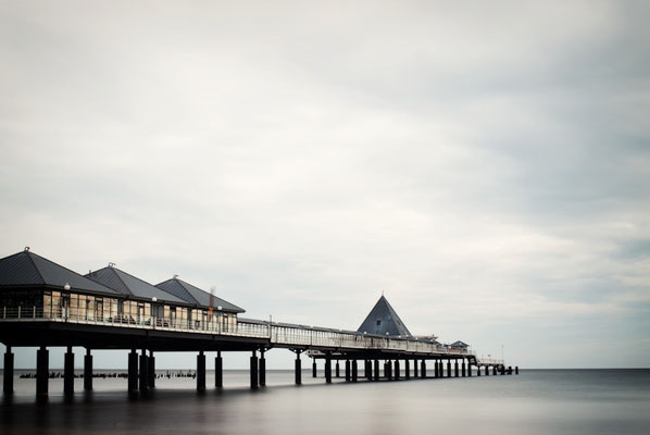 Manuela Deigert Meeresfarben, malerisches Meer, Langzeitbelichtung der Seebrücke Heringsdorf auf der Ostseeinsel Usedom