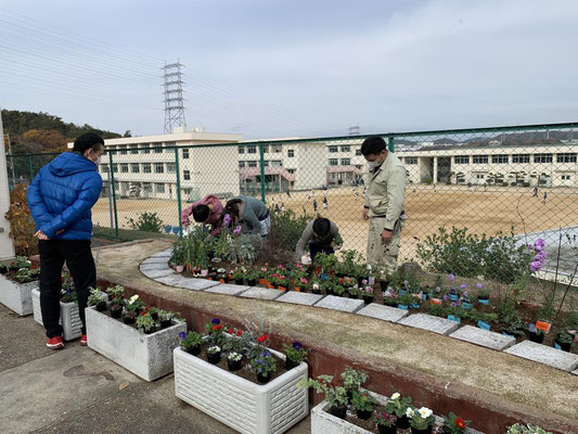 企業のコミュニティ花壇