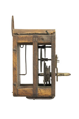 Jockeleuhrwerk Uhr von J. Isemann, Eisenbach um 1870, Seitenansicht