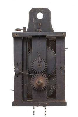 Holzrräderuhr aus dem Schwarzwald, Italienischer Schlag (Stundenschlag bis 6) mit Schlagwiederhohlungum, um 1790, Zifferblattseite