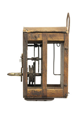 Jockeleuhrwerk Uhr von J. Isemann, Eisenbach um 1870, Seitenansicht