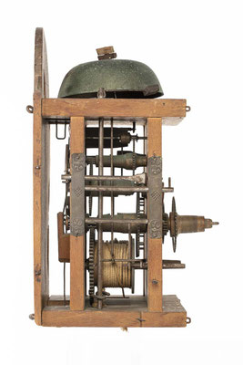 Schwarzwälder Uhrwerk von Josef Eschle, Seitenansicht von rechts