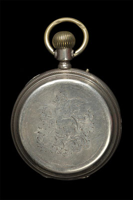 Silberne Taschenuhr von Oswald Mauer in Eisenbach, entstanden um 1900m, Gehäuseansicht