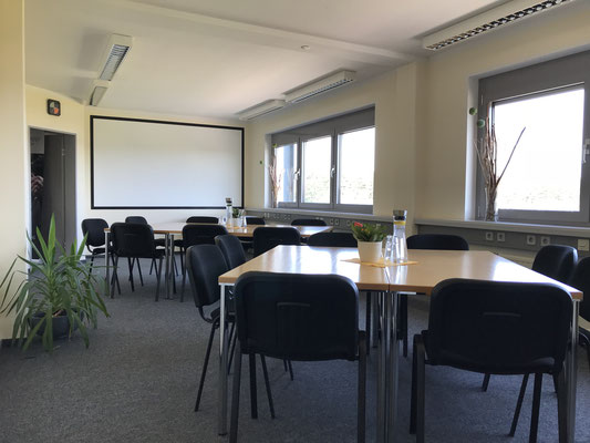 Erstklassige Büros / Gewerbeflächen mit Ladestationen in Cottbus