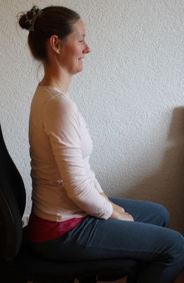 Bild 3, natürlich aufgerichtetes Sitzen