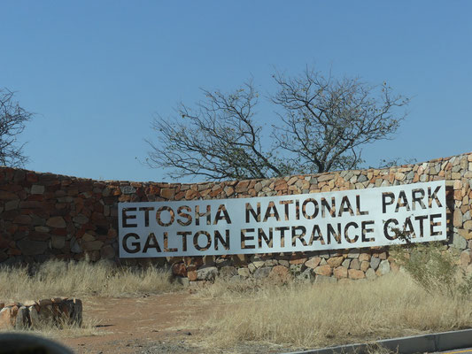 Une des entrées du Parc d'Etosha