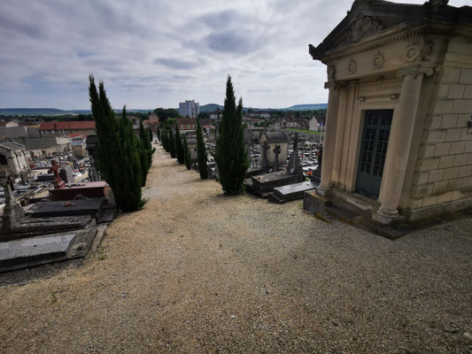 ein Friedhof der Champagne