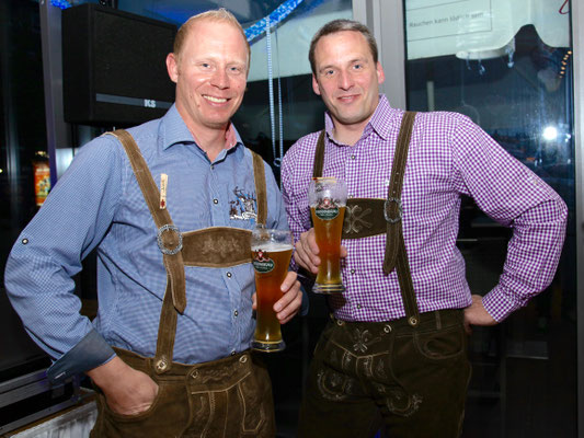 Oktoberfest-Party  mit DJs Axel und Markus