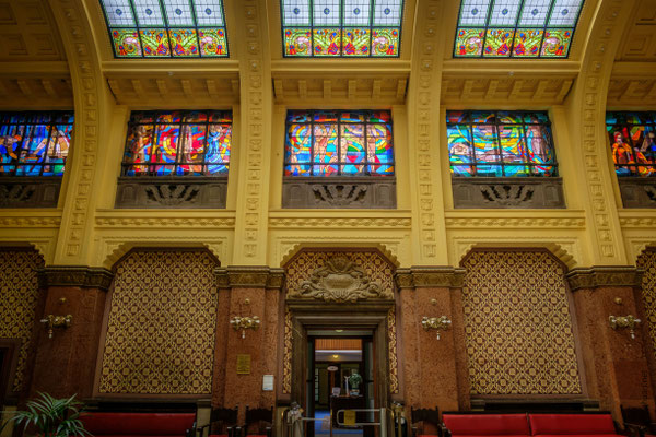 Complexe thermal de Gellert: le Hall