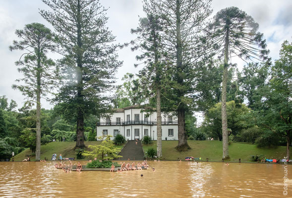 Jardin Terra Nostra - bain thermal à 36 degrés